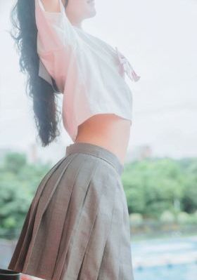 小东西我们两个c你公交车视频