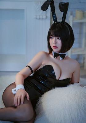 被我最想拥抱的男人给威胁了